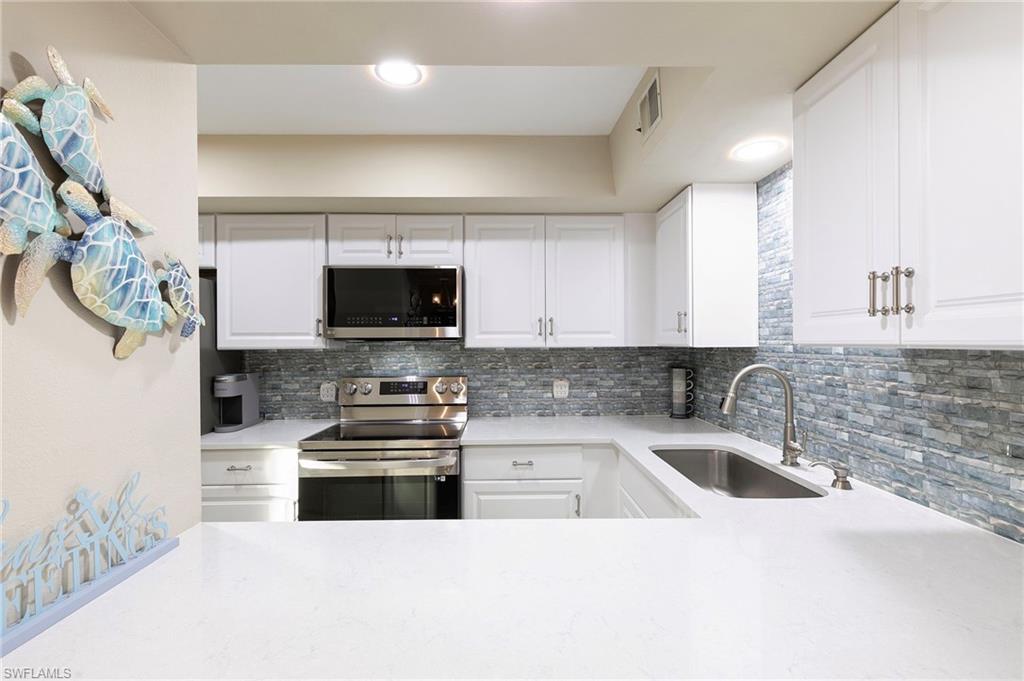 SAN MARCO VILLAS - Residential