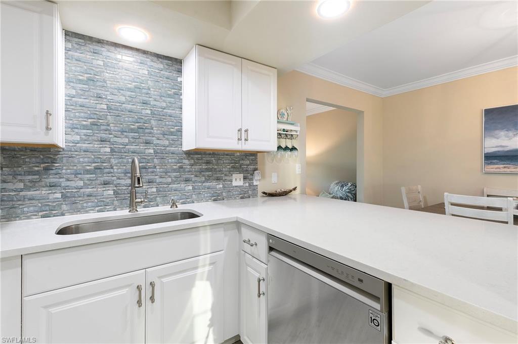 SAN MARCO VILLAS - Residential