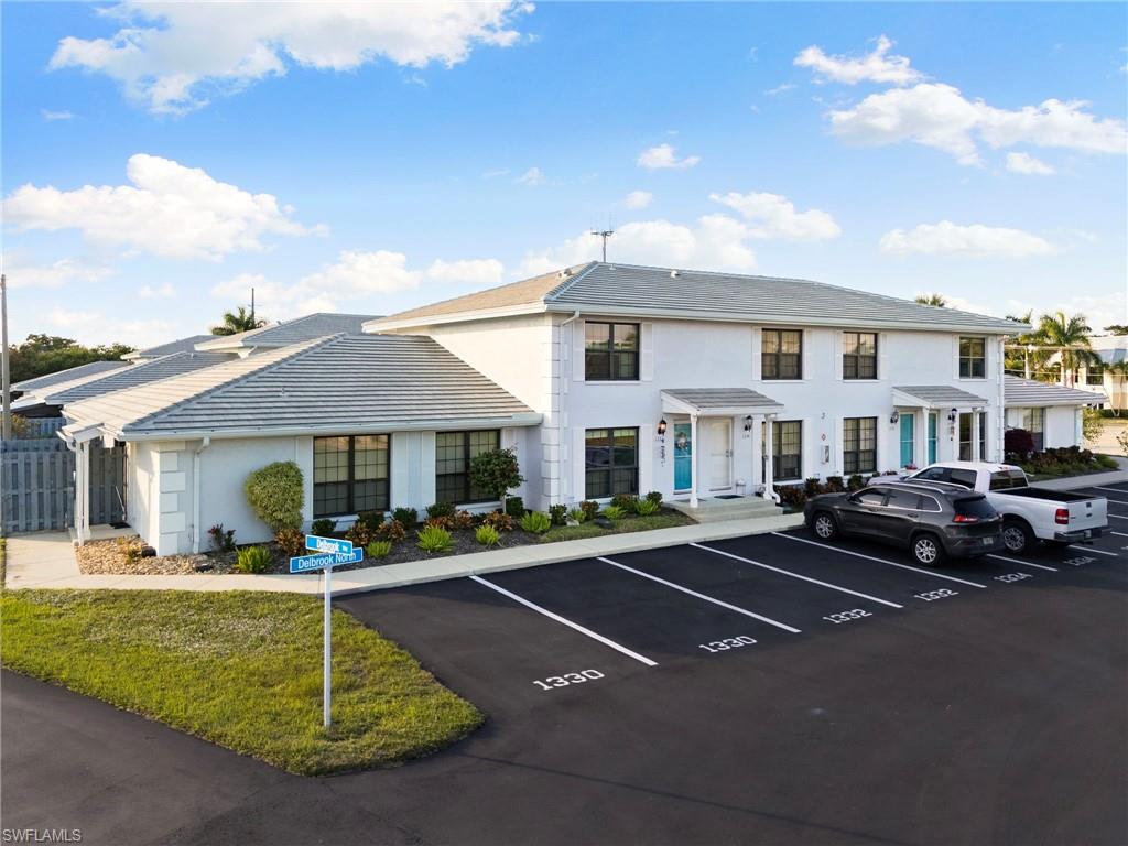 SAN MARCO VILLAS - Residential