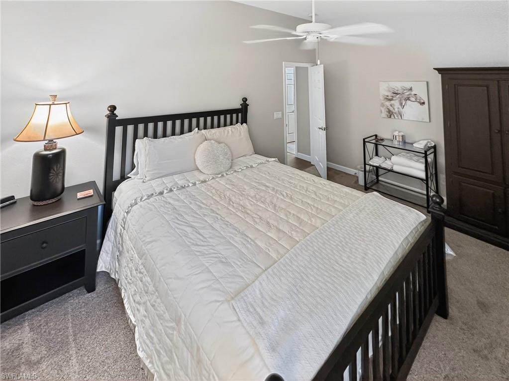 ADMIRALTY YACHT & RACQUET CLUB - Residential