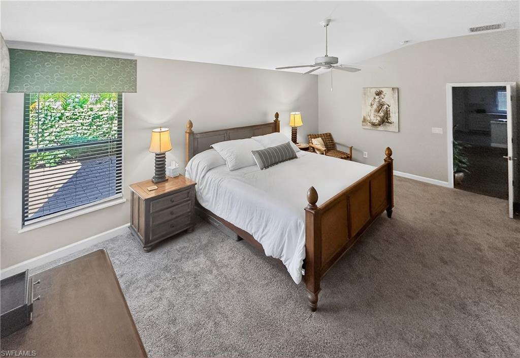 ADMIRALTY YACHT & RACQUET CLUB - Residential