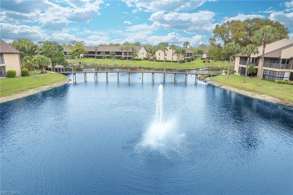 ADMIRALTY YACHT & RACQUET CLUB - Residential