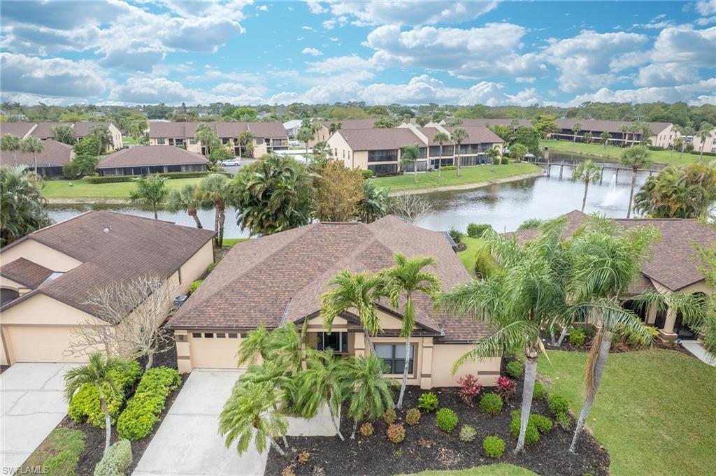 ADMIRALTY YACHT & RACQUET CLUB - Residential