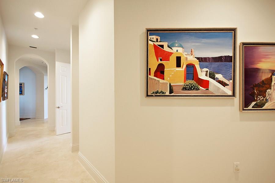 THE PARAMOUNT - Residential