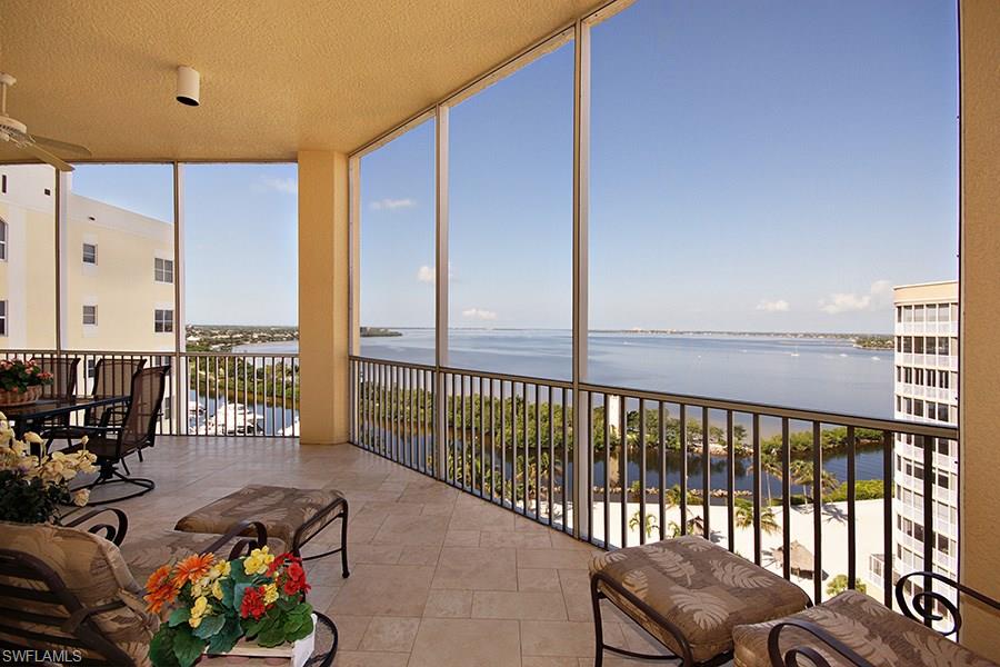 THE PARAMOUNT - Residential