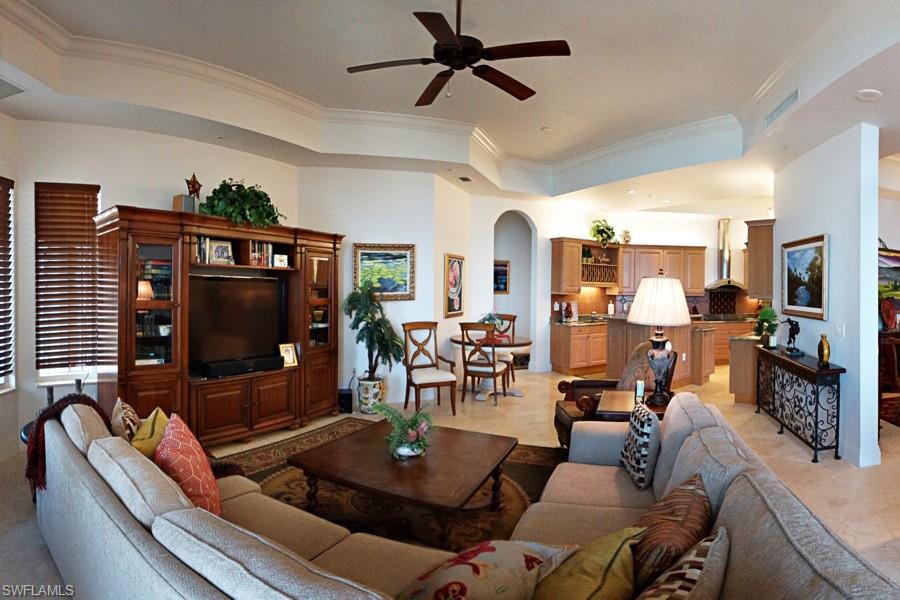 THE PARAMOUNT - Residential