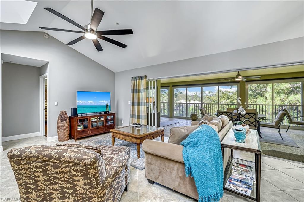 760 Waterford DR 303