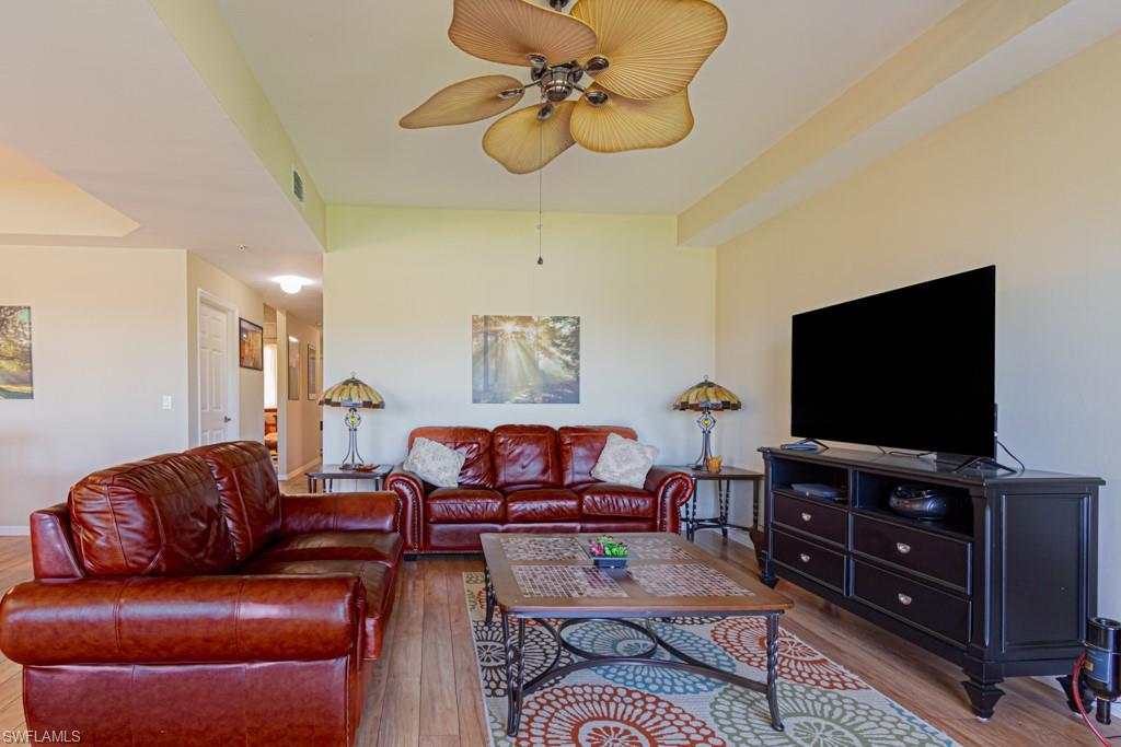 BRITANNIA III - Residential