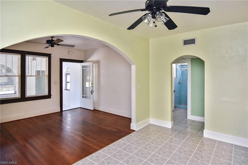 LOVEJOY PARK - Residential