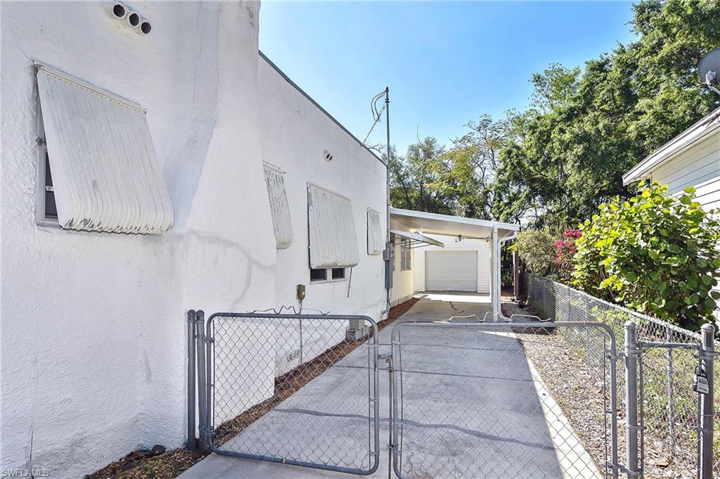 LOVEJOY PARK - Residential