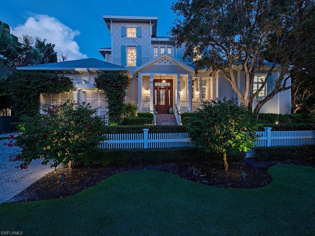 OLDE NAPLES - Residential