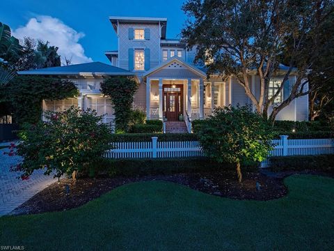 1975 Gulf Shore BLVD S NAPLES FL 34102