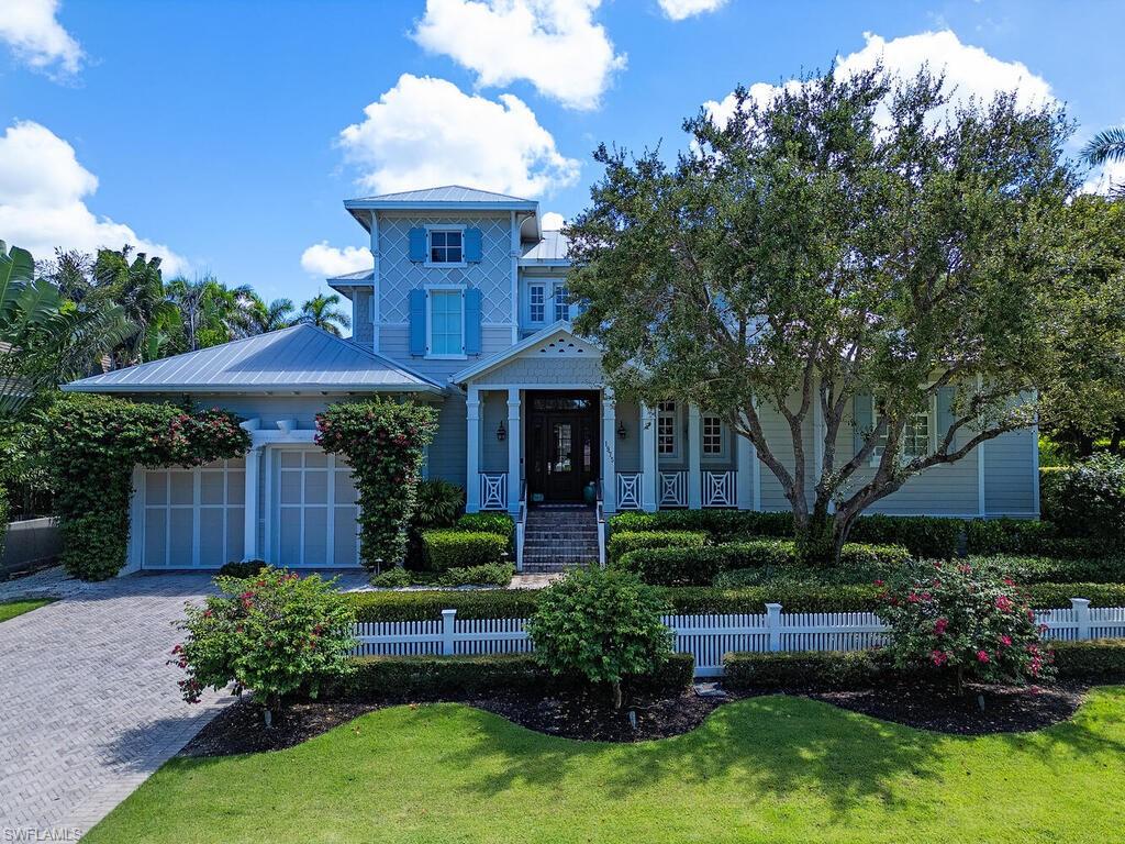 OLDE NAPLES - Residential