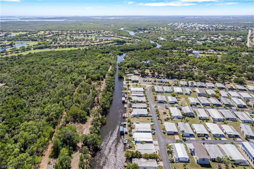 COACHLIGHT MANOR MOBILE HOME - Residential