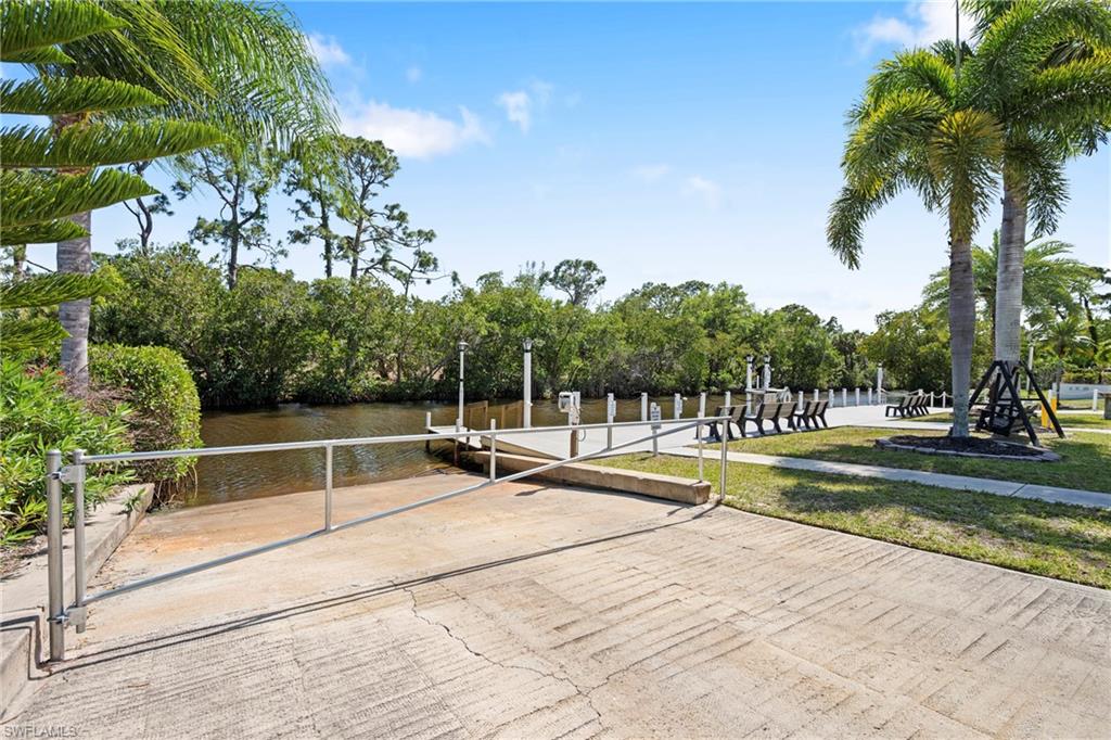 COACHLIGHT MANOR MOBILE HOME - Residential