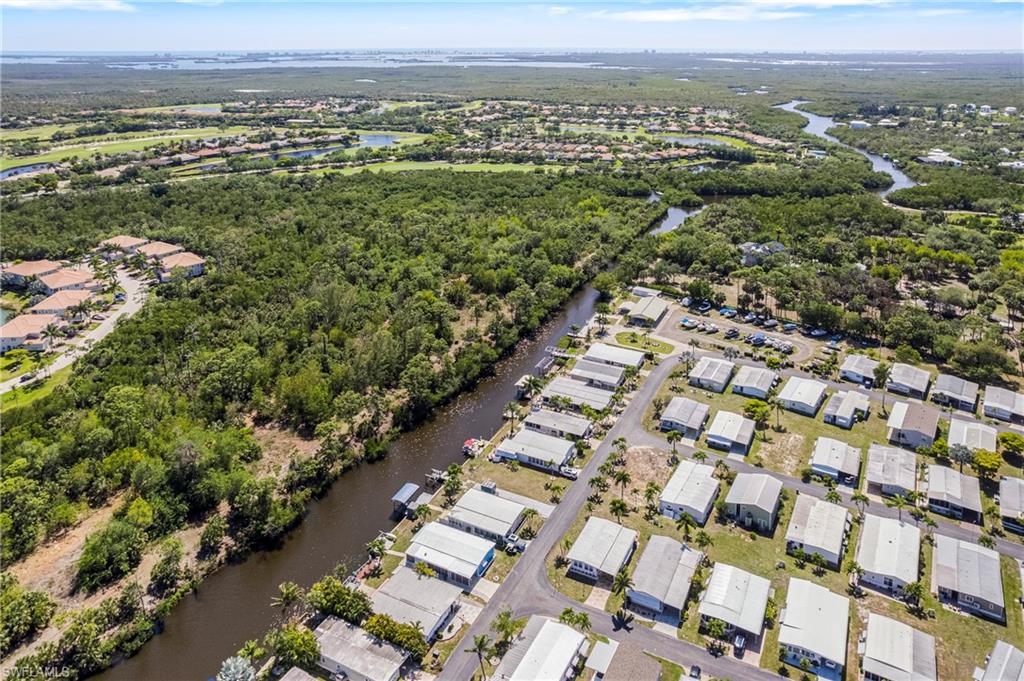 COACHLIGHT MANOR MOBILE HOME - Residential