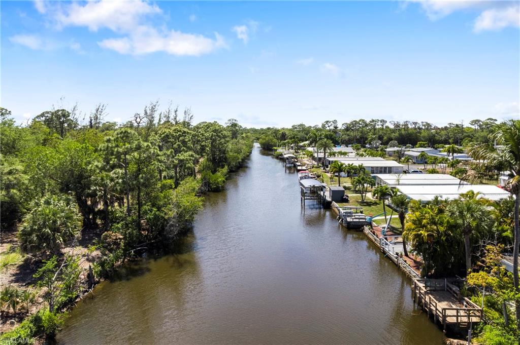 COACHLIGHT MANOR MOBILE HOME - Residential