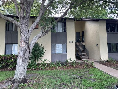 1440 Green Valley CIR W 601 NAPLES FL 34104