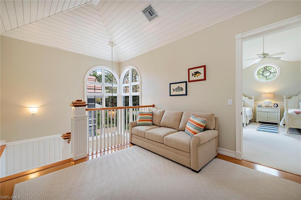 BARRINGTON AT PELICAN BAY - Residential