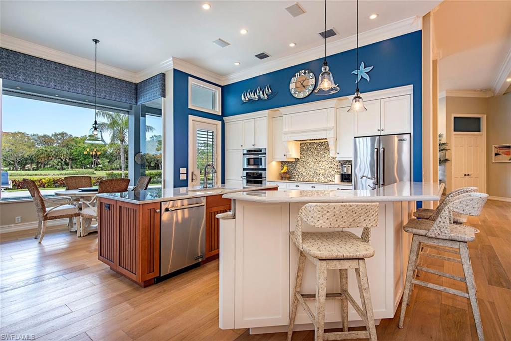 BARRINGTON AT PELICAN BAY - Residential