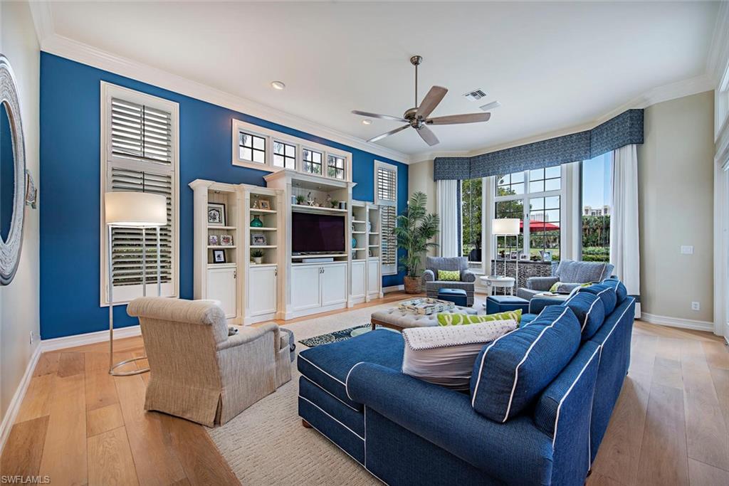 BARRINGTON AT PELICAN BAY - Residential