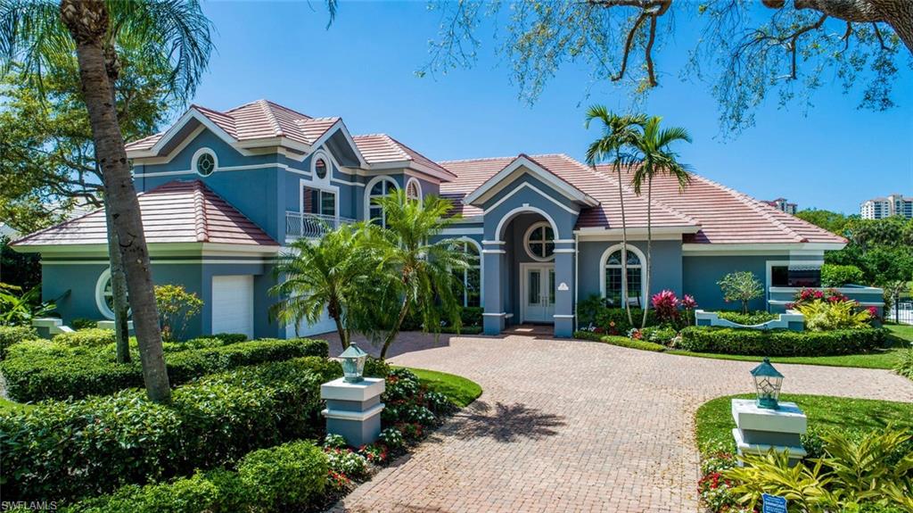 BARRINGTON AT PELICAN BAY - Residential