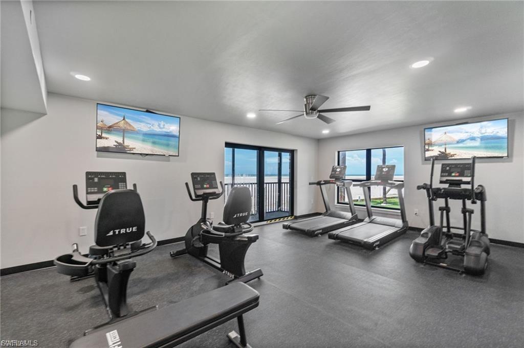 ISLAND WINDS CONDO - Residential