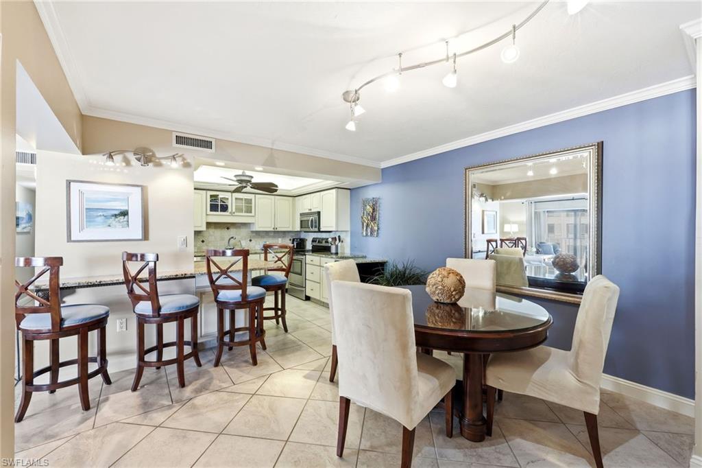 ISLAND WINDS CONDO - Residential