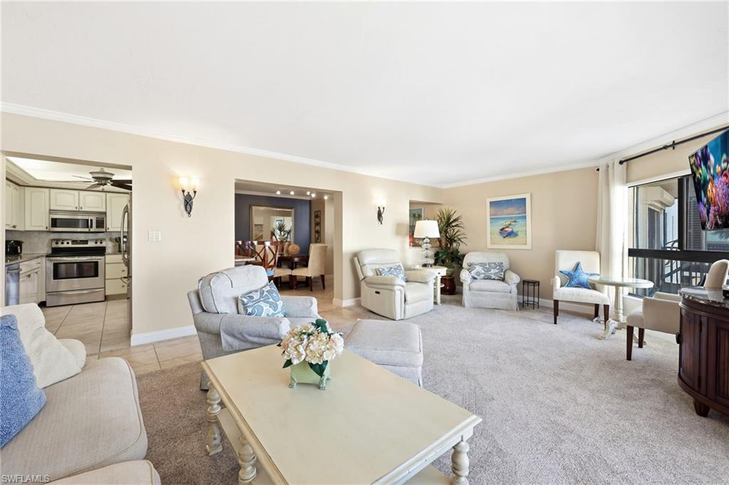 ISLAND WINDS CONDO - Residential