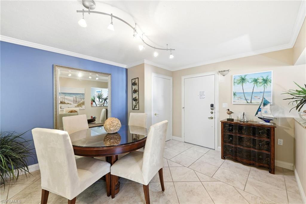 ISLAND WINDS CONDO - Residential