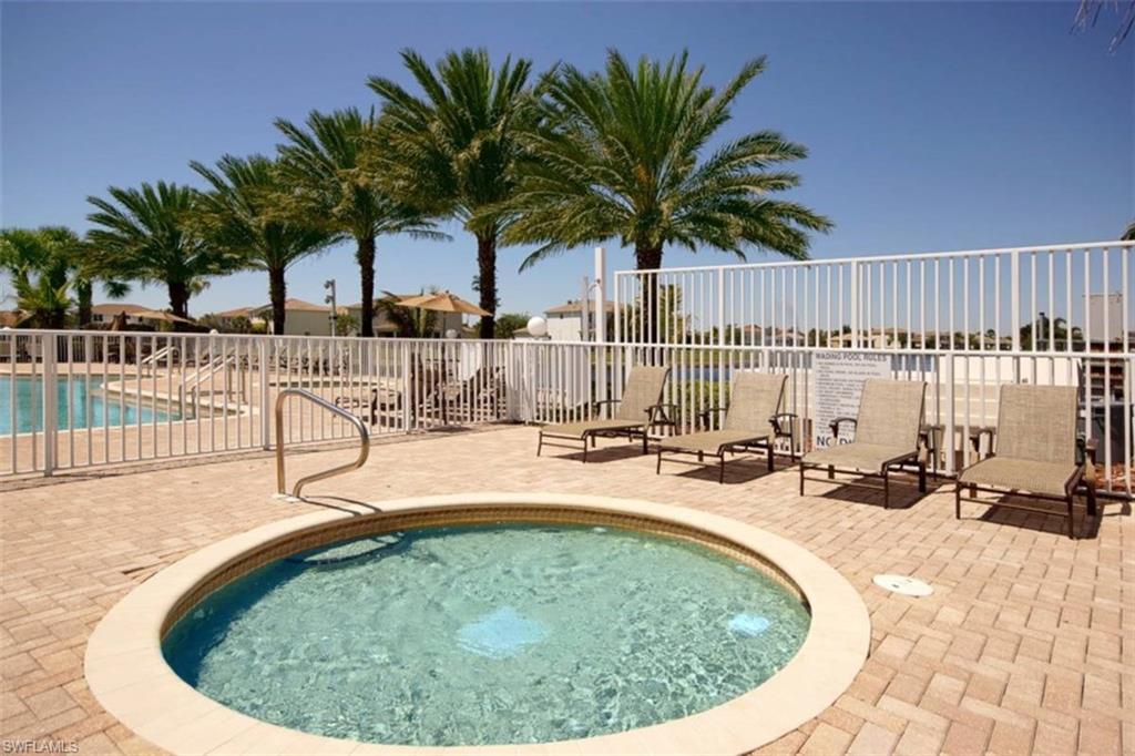 CORAL LAKES - Residential