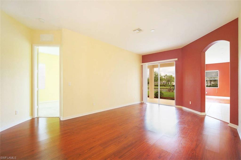 CORAL LAKES - Residential