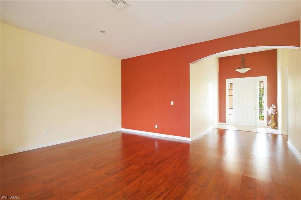 CORAL LAKES - Residential