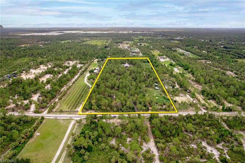 Photo of 1301 Ivy WAY, NAPLES, FL 34117 (MLS # 226022523)