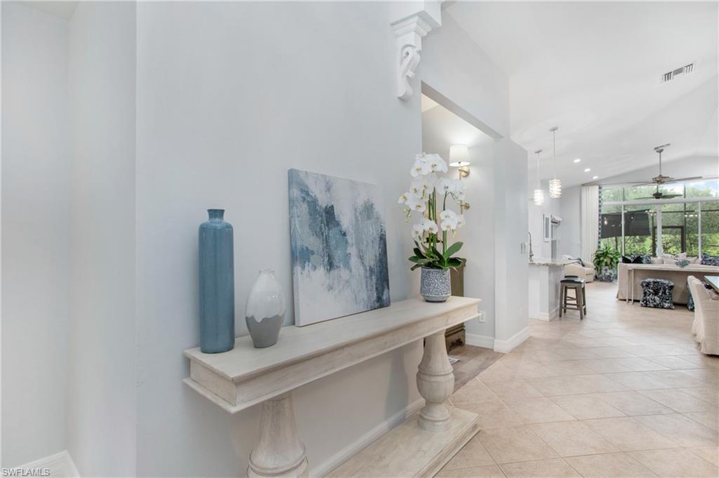 SATURNIA LAKES - Residential