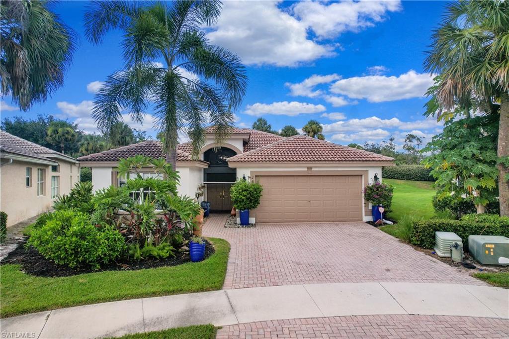 SATURNIA LAKES - Residential