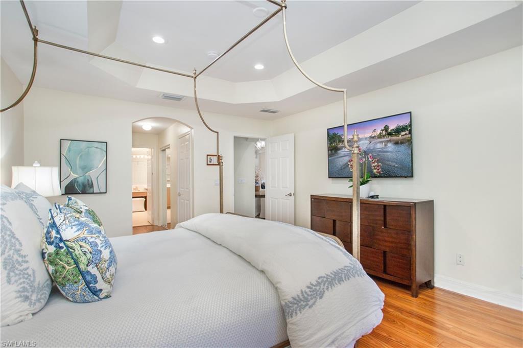 SATURNIA LAKES - Residential