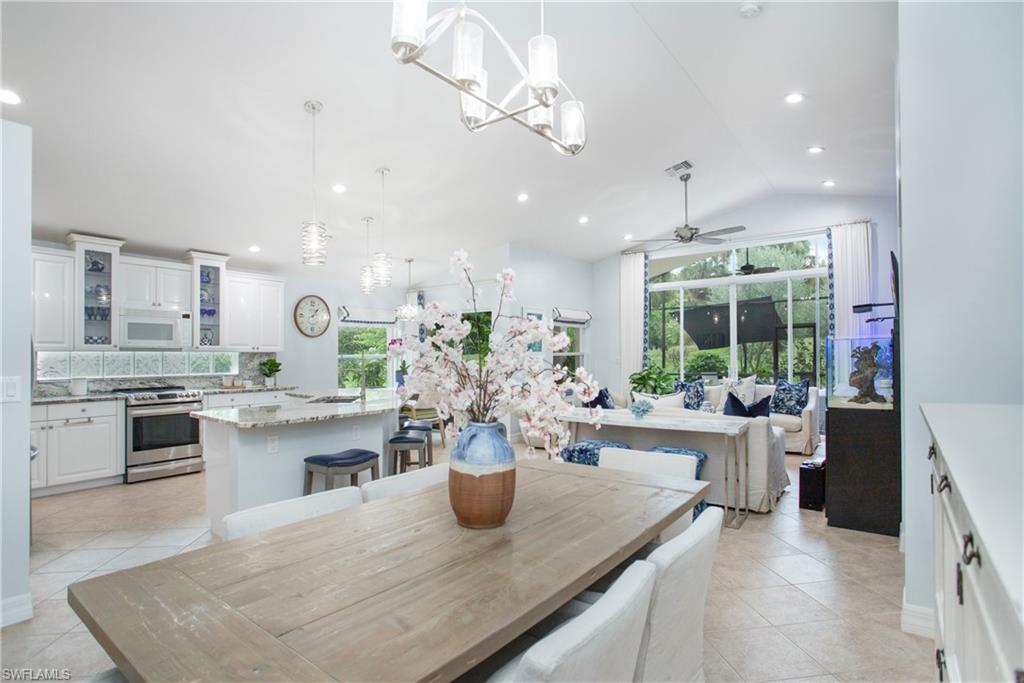 SATURNIA LAKES - Residential