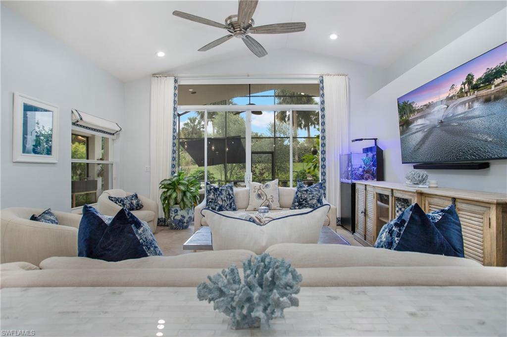 SATURNIA LAKES - Residential