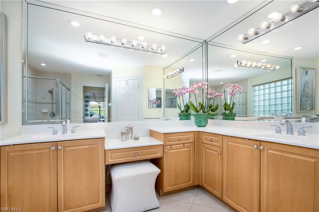 SATURNIA LAKES - Residential