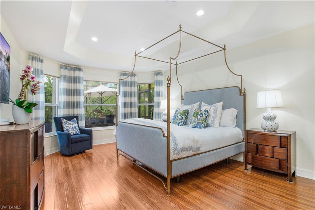 SATURNIA LAKES - Residential