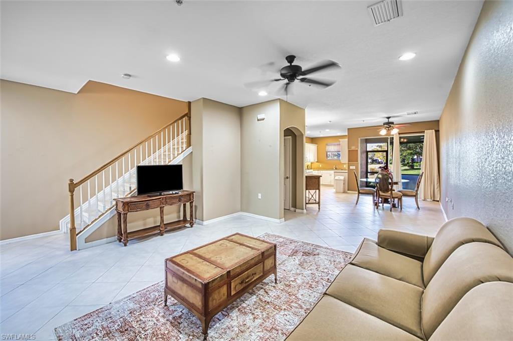 COTTONWOOD BEND - Residential Lease