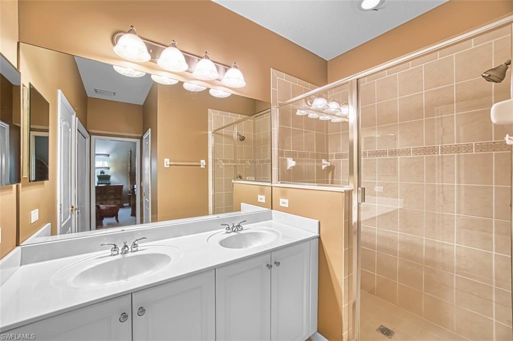 COTTONWOOD BEND - Residential Lease