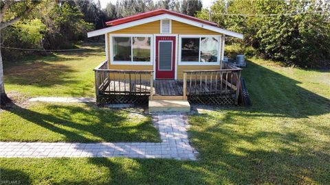 18446 Creek DR FORT MYERS FL 33908