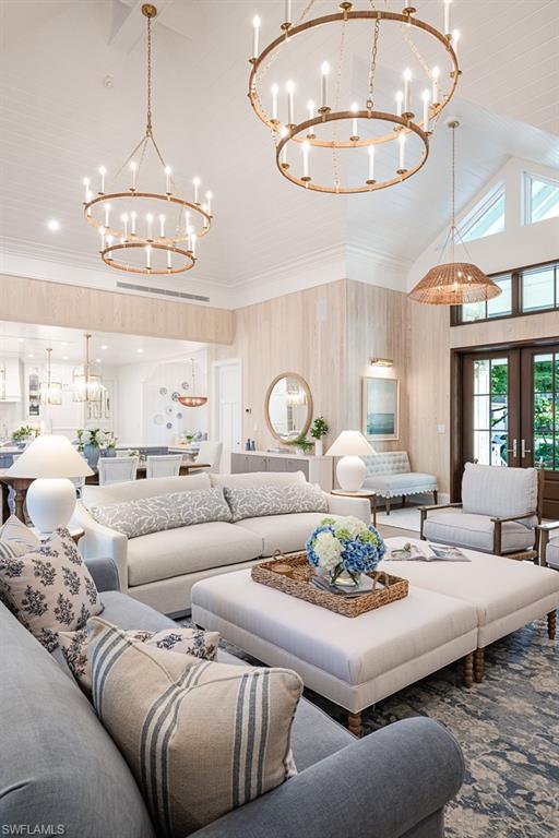 AQUALANE SHORES - Residential