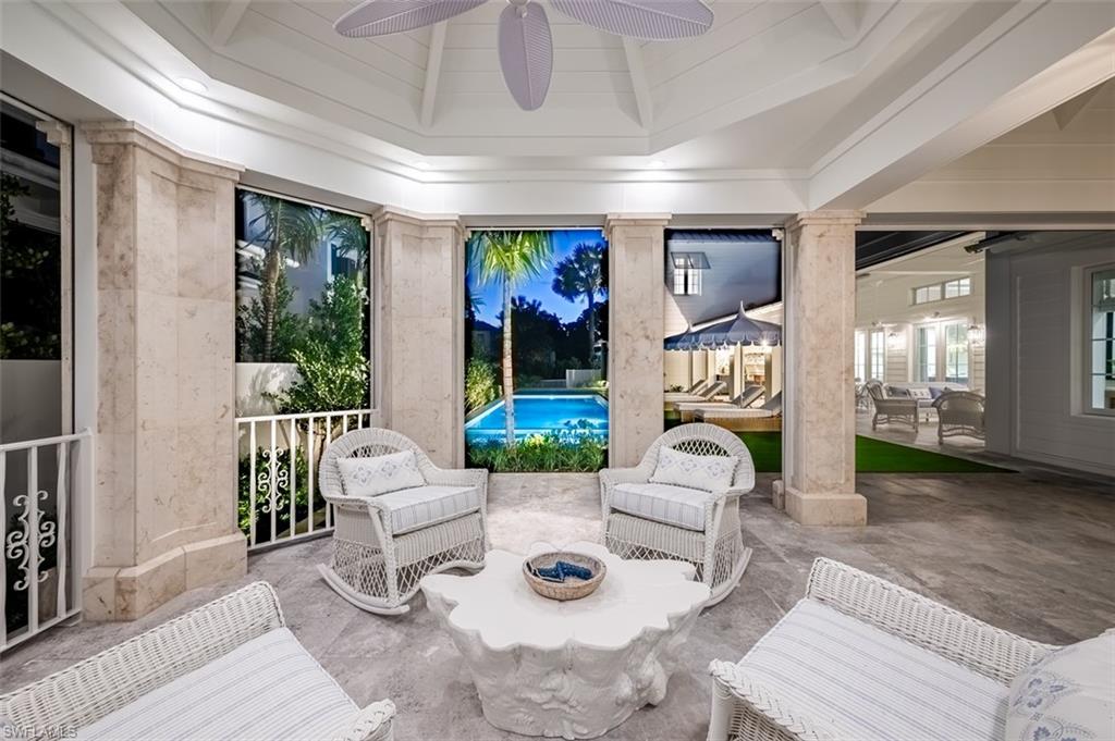 AQUALANE SHORES - Residential