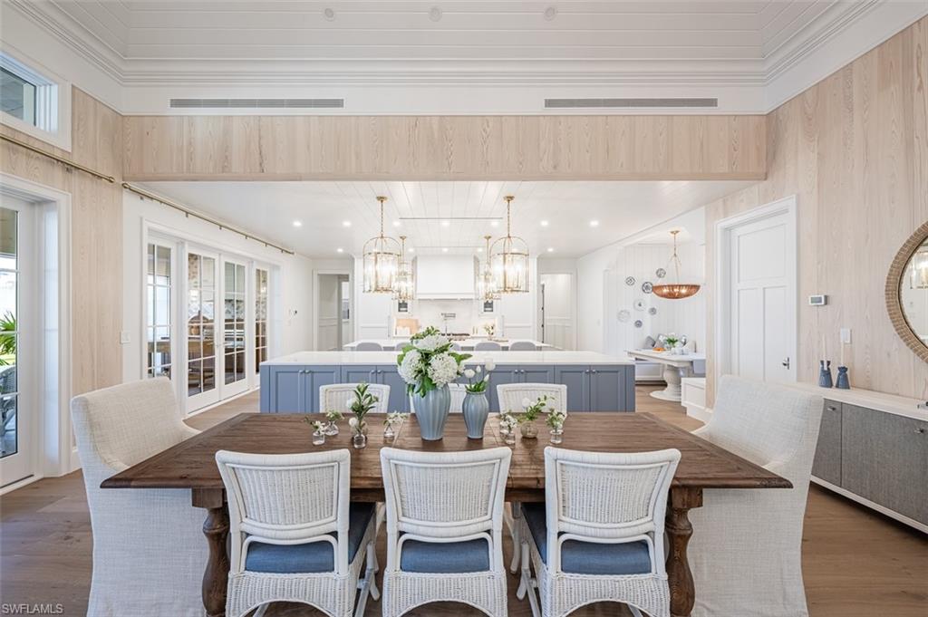 AQUALANE SHORES - Residential