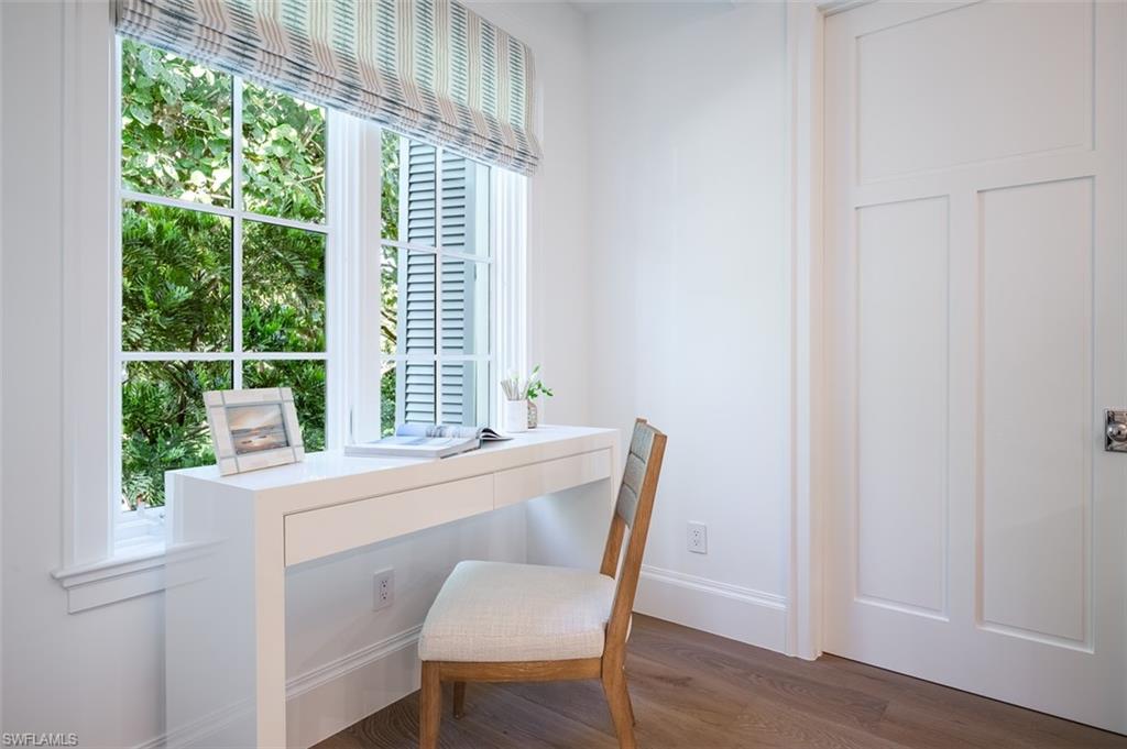 AQUALANE SHORES - Residential