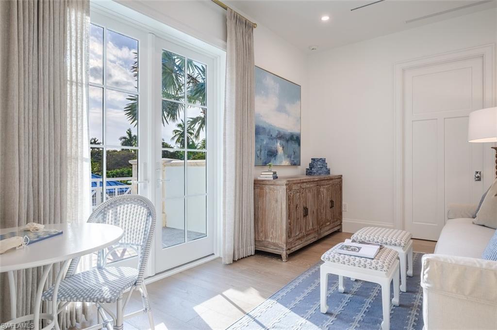AQUALANE SHORES - Residential