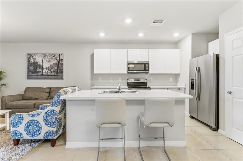 MEADOWOOD - Residential